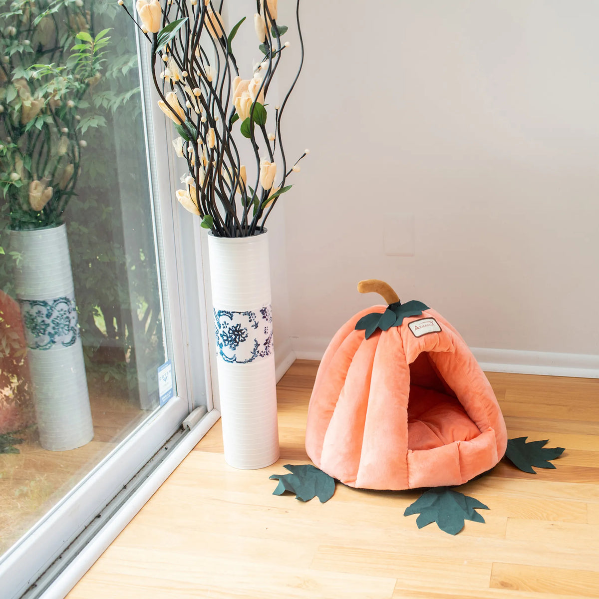Plush Velvet Cat or Dog Bed in PumpkIn Shape with Stem Bottom 20x20x16 - Bellhaven & Co.