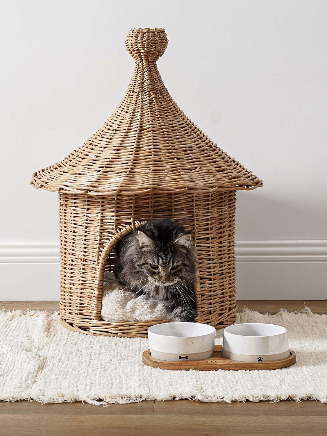 LE TAUCI Ceramic Dog and Cat Bowls Set with Acacia Wood Tray 2 Cup Weighted Non-Slip - Bellhaven & Co.